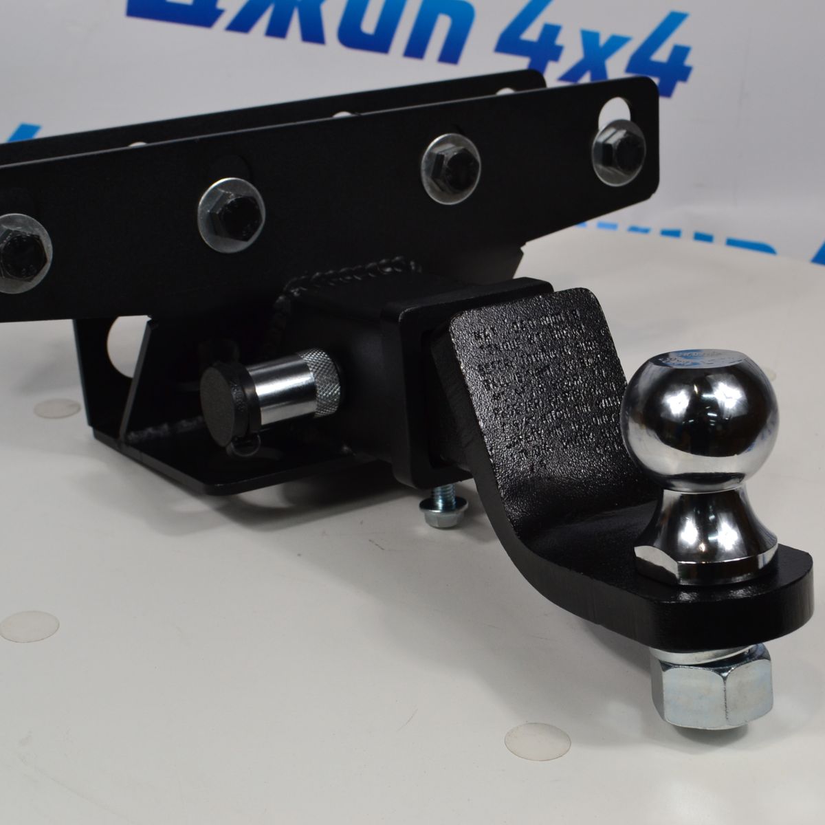 Фаркоп съёмный под вставку квадратную Jeep Wrangler JL Jeep Wrangler JK (комплект с вставкой)