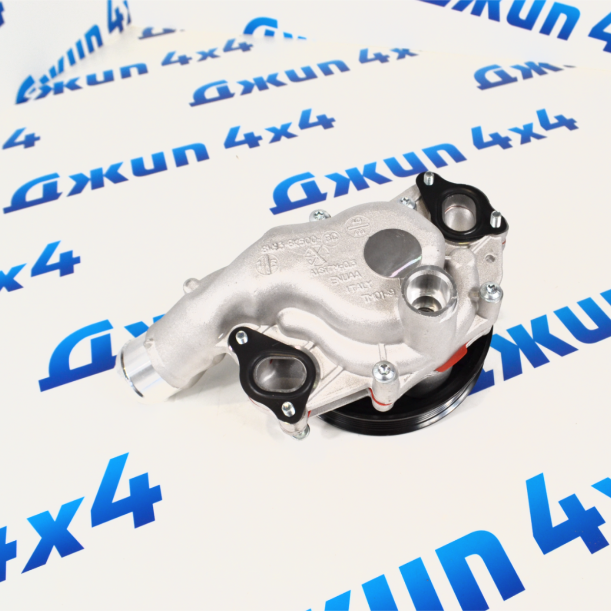 Помпа системы охлаждения Land Rover Defender/Land Rover Discovery/Range Rover/Range Rover Sport LR097165