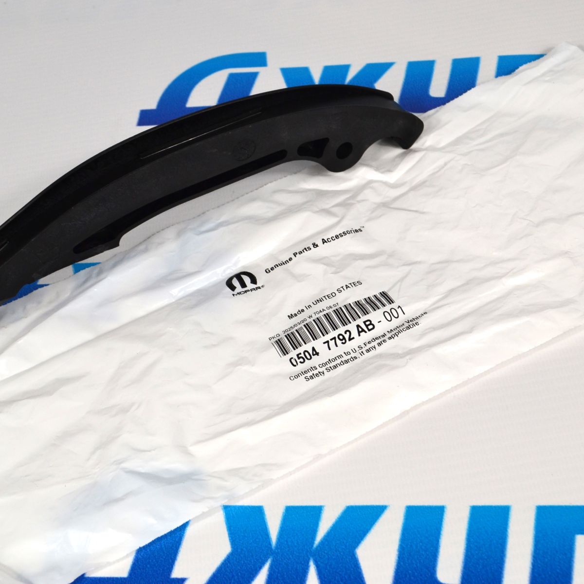 Успокоитель цепи ГРМ Jeep Grand Cherokee WK2 V3.6 05047792AB