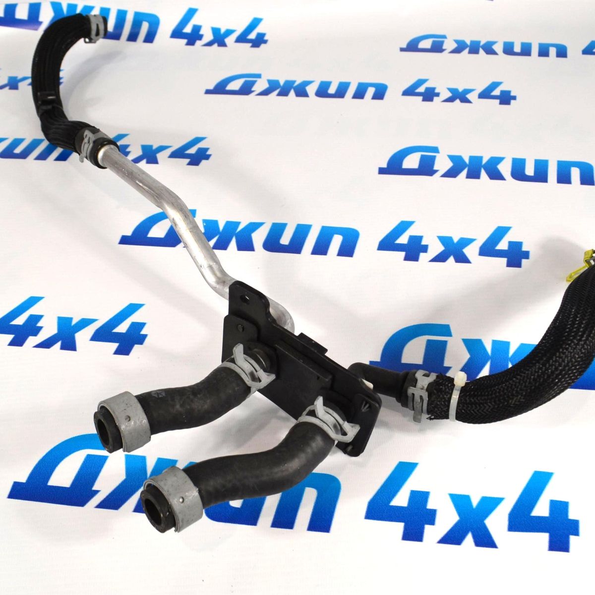 Патрубки печного отопителя Jeep Grand Cherokee WK2 V3.6 55038030AN