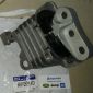 Опора двигателя правая Jeep Cherokee KL 68192831AD