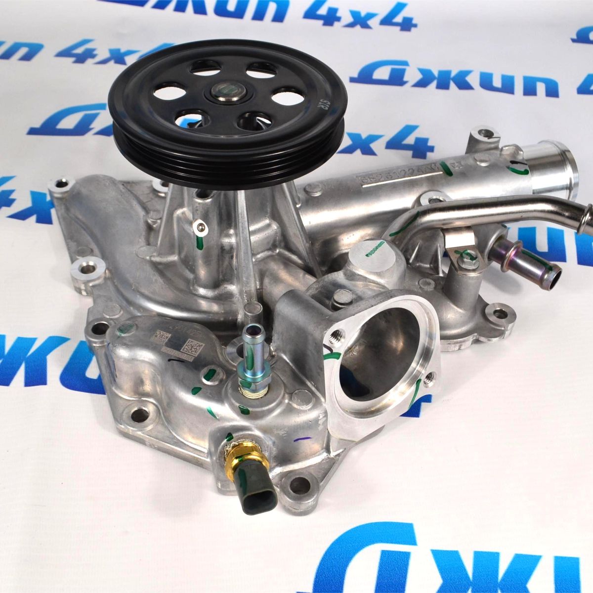 Помпа системы охлаждения Dodge Ram 1500 DT/Jeep Wagoneer WS V5.7Hemi E-Torque 68261224AG