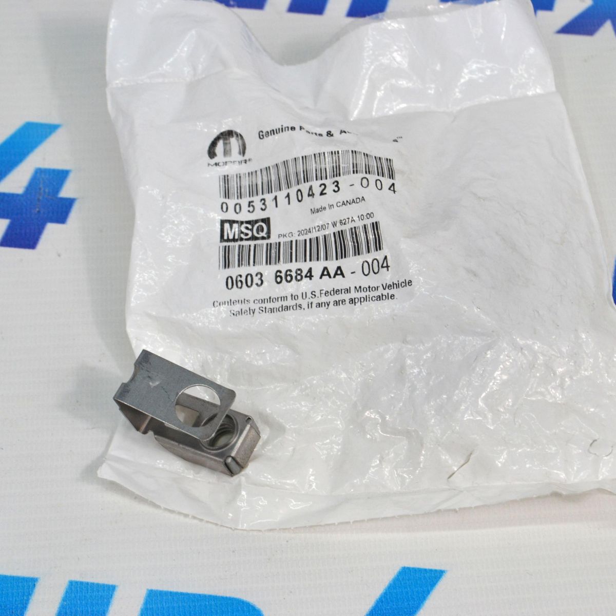 Гайка закладная выпускного коллектора Jeep/Dodge/Chrysler/Ram 6036684AA