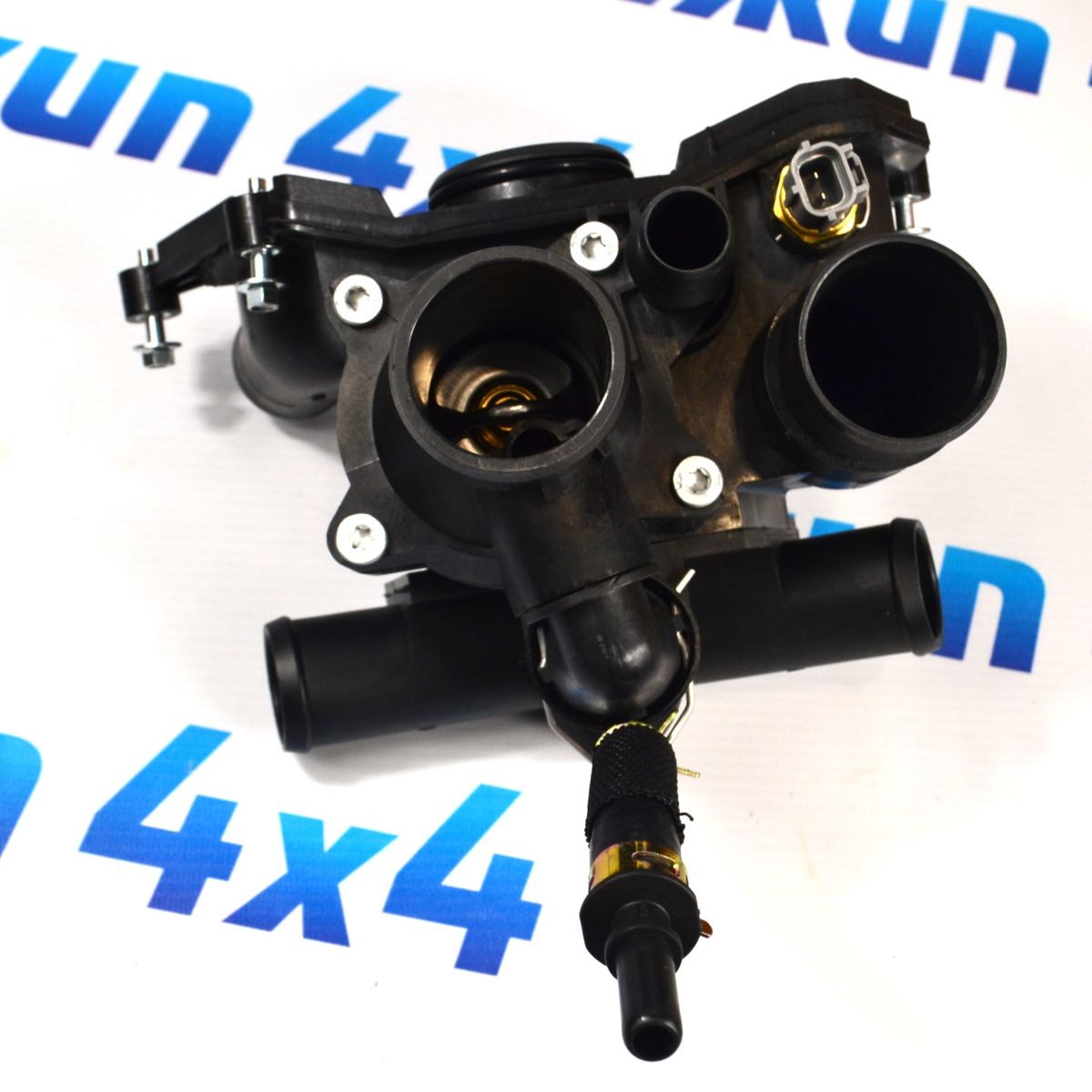 Термостат Range Rover Sport L320/Range Rover L322 V3.6TD (с корпусом) LR004318