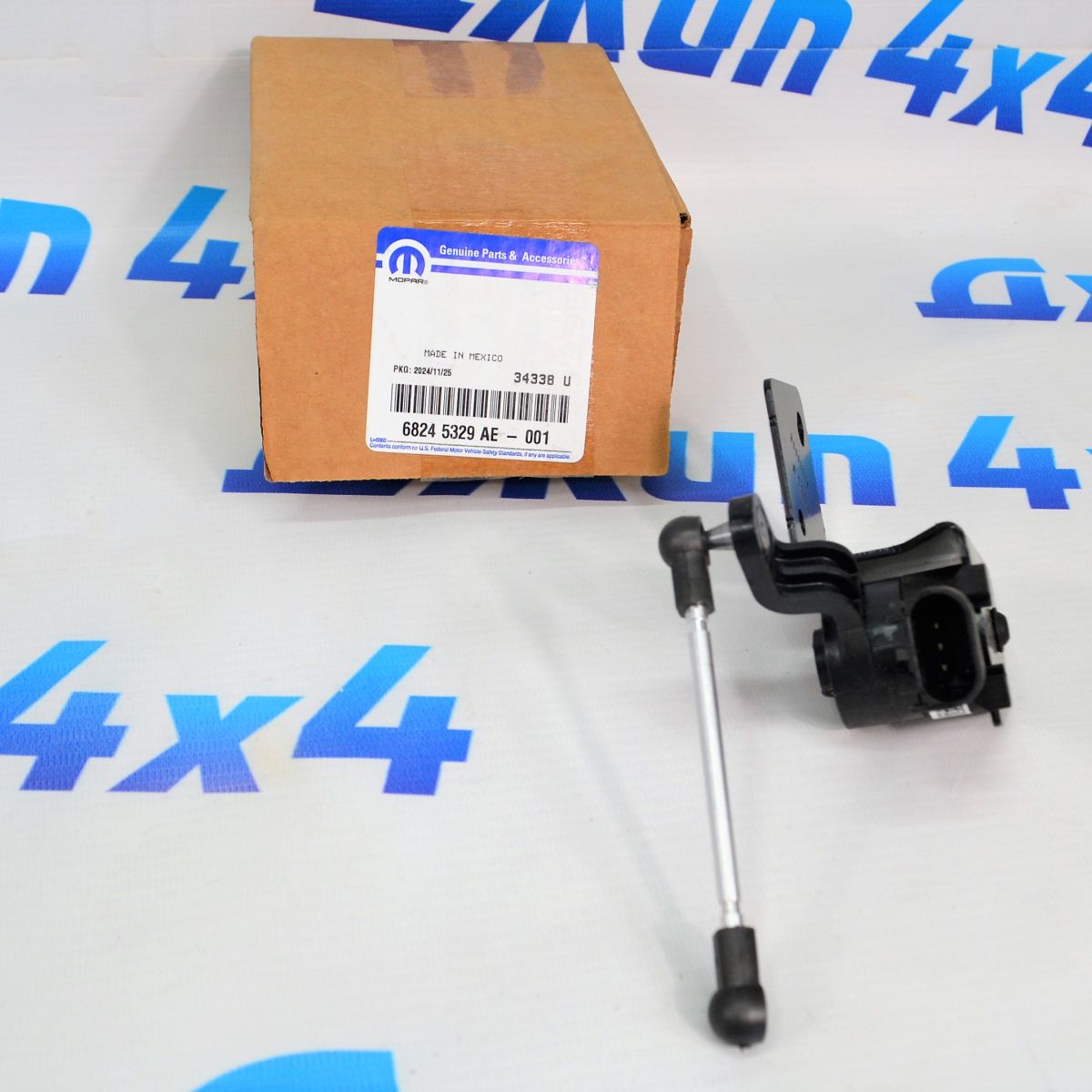 Датчик положения кузова Jeep Grand Cherokee WK2 (передний/левый) 68245329AE