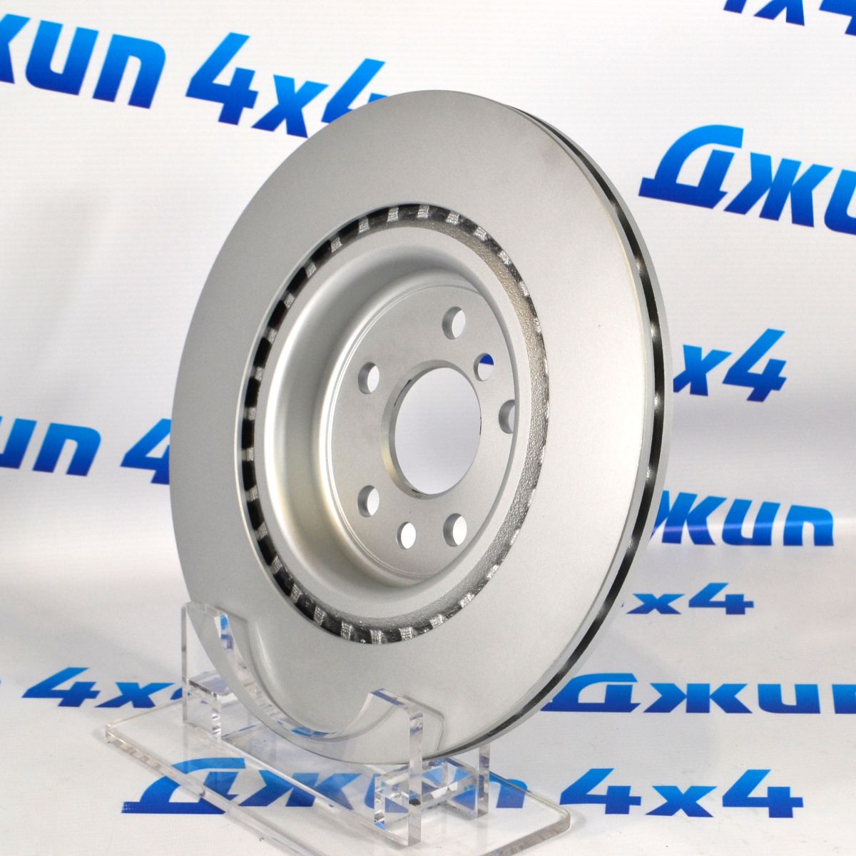 Диск тормозной задний Land Rover Discovery Sport L550/Range Rover Velar L560/Jaguar F-Pace X761 LR090699