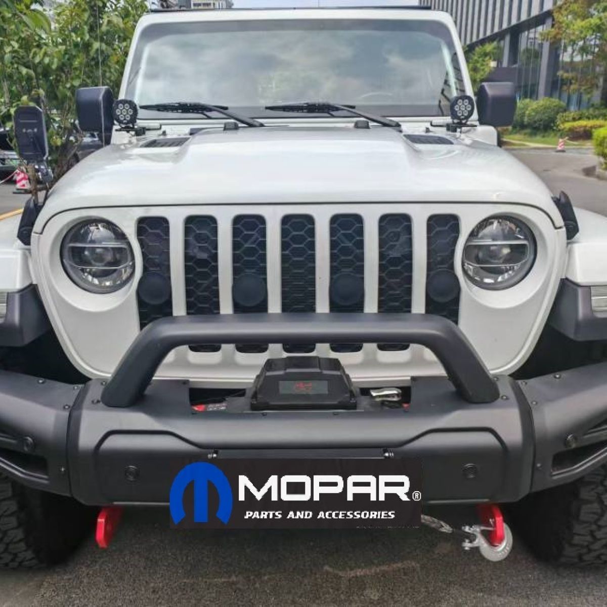 Бампер передний силовой с дугой и площадкой под лебёдку Jeep Wrangler JL 2018-