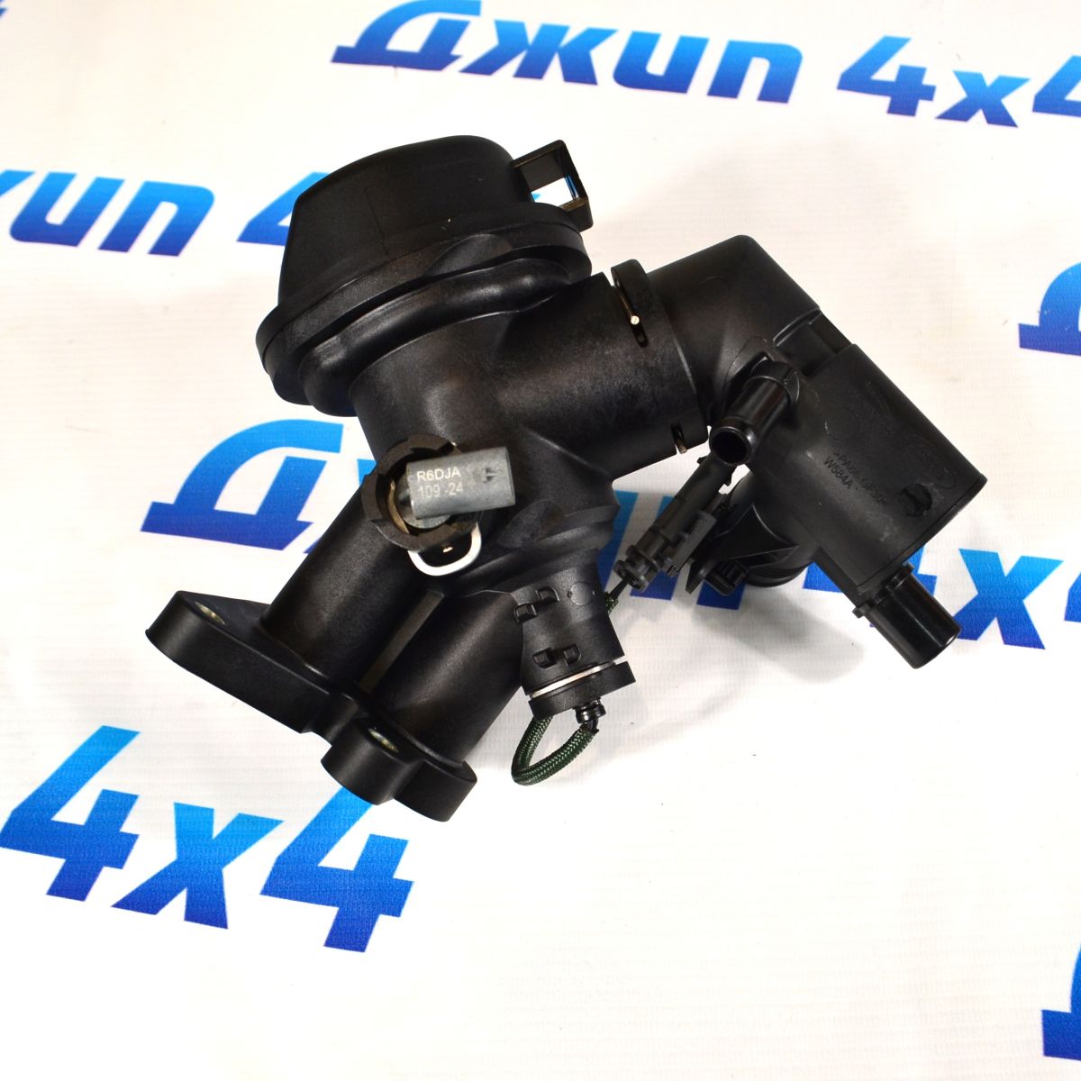 Термостат Range Rover Evoque L551/Jaguar E-Pace X540 V2.0T Petrol (с корпусом) LR115275