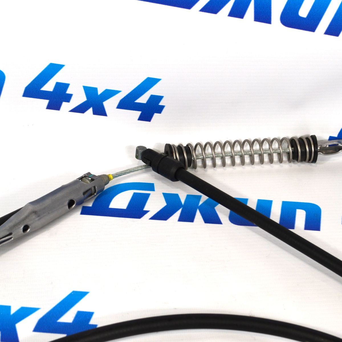 Трос стояночного тормоза Jeep Grand Cherokee WK2 (центральный) 52124961AH