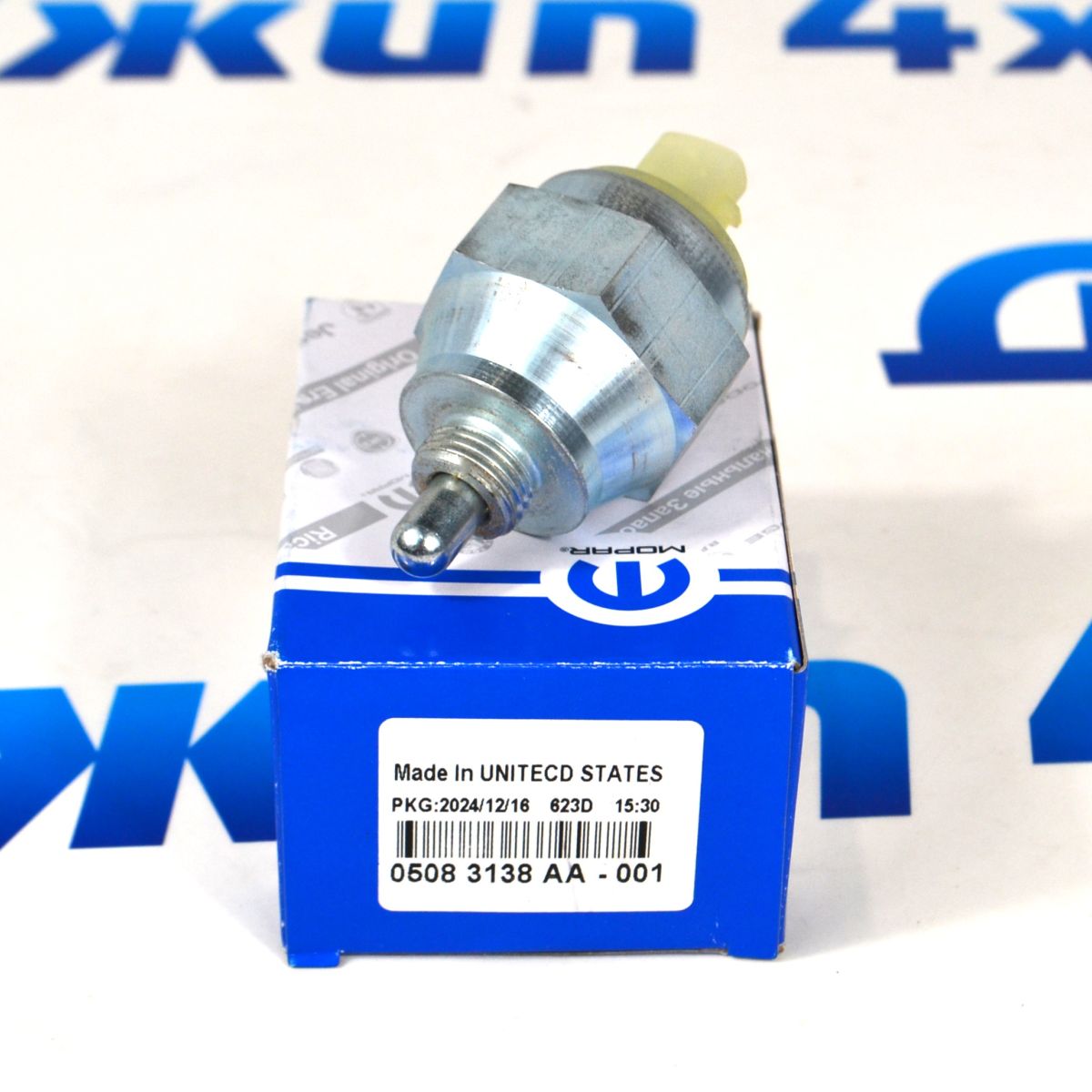 Датчик переключения режимов раздаточной коробки Jeep Wrangler/Dodge Ram 05083138AA
