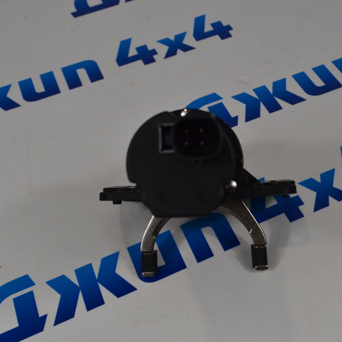 Актуатор блокировки переднего редуктора Dodge Ram DS/DT 68399418AA