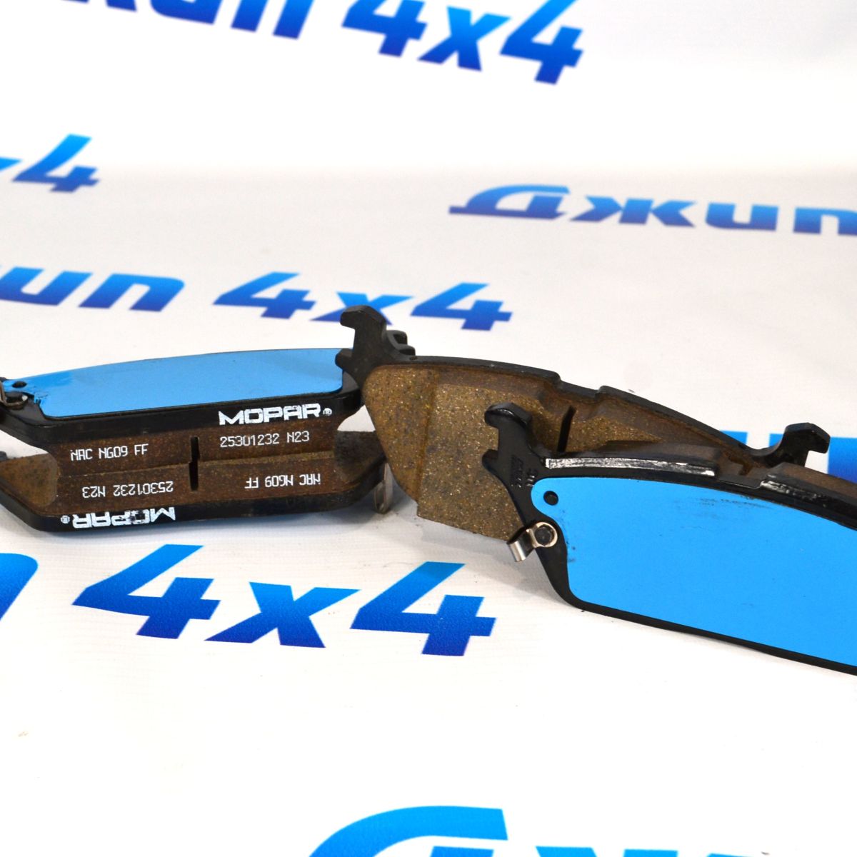 Колодки тормозные задние Dodge Ram TRX/Jeep Wagoneer WS 68564742AA