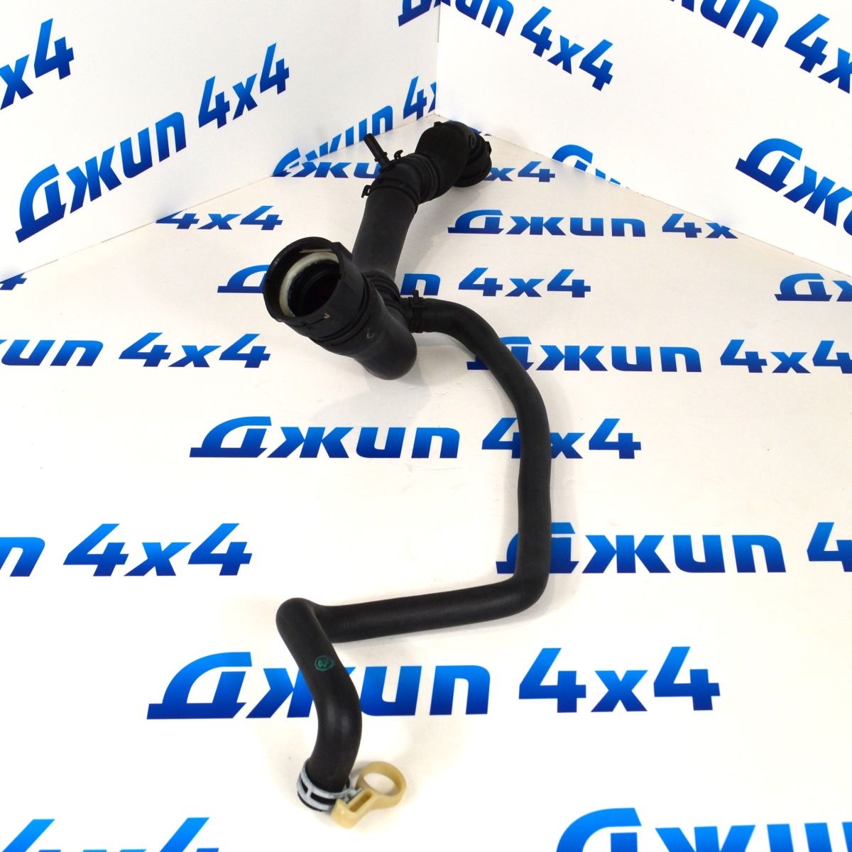 Патрубок радиатора верхний Range Rover L405/Range Rover Sport L494 V4.4TD LR080119