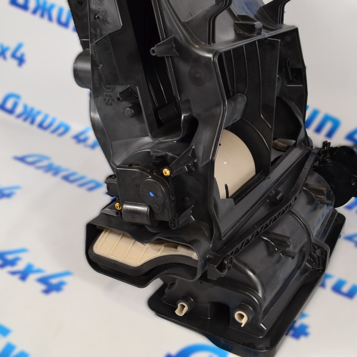 Корпус печки Jeep Grand Cherokee WK2/Dodge Durango WD (бензин) 68224169AB