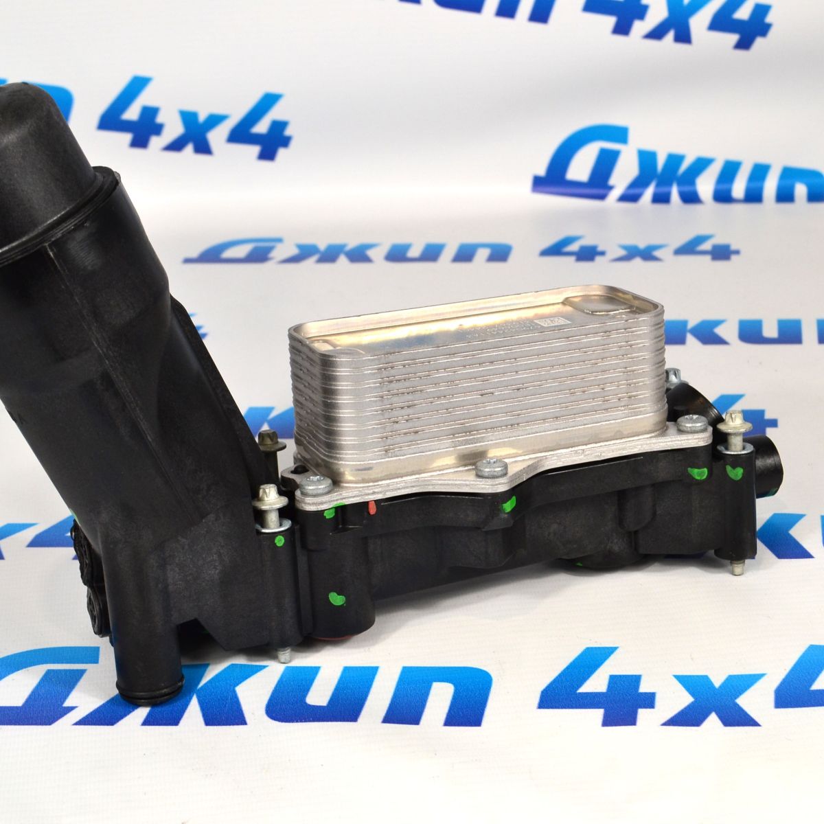 Радиатор масляный-теплообменник Jeep Grand Cherokee WK2 V3.6 (без датчиков) 68596317AB