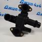 Тройник системы охлаждения Land Rover Discovery L319/Range Rover Sport L320  V2.7TD/3.0TD LR073372