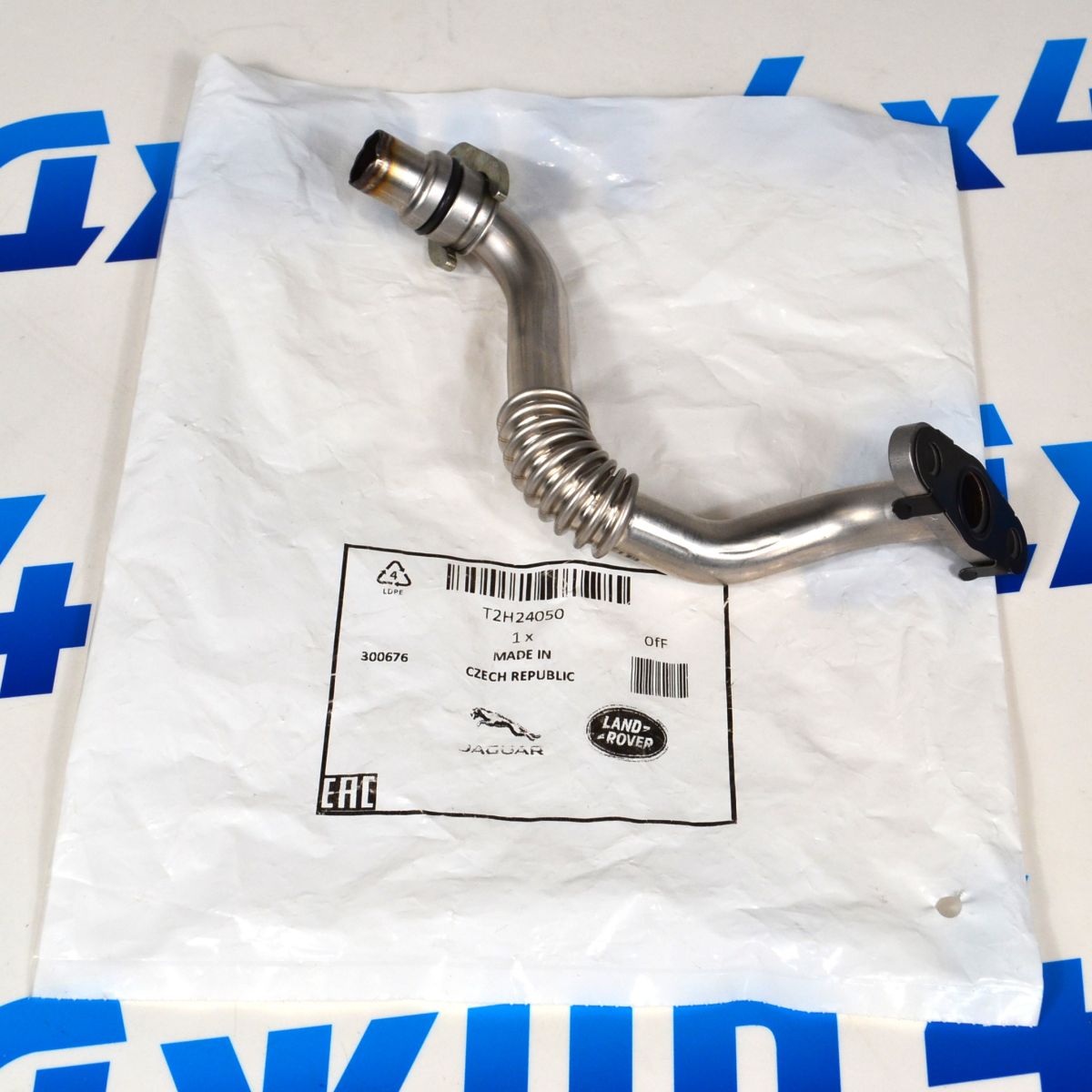 Трубка слива масла с турбины 3.0TD Land Rover Discovery/Range Rover/Range Rover Sport T2H24050