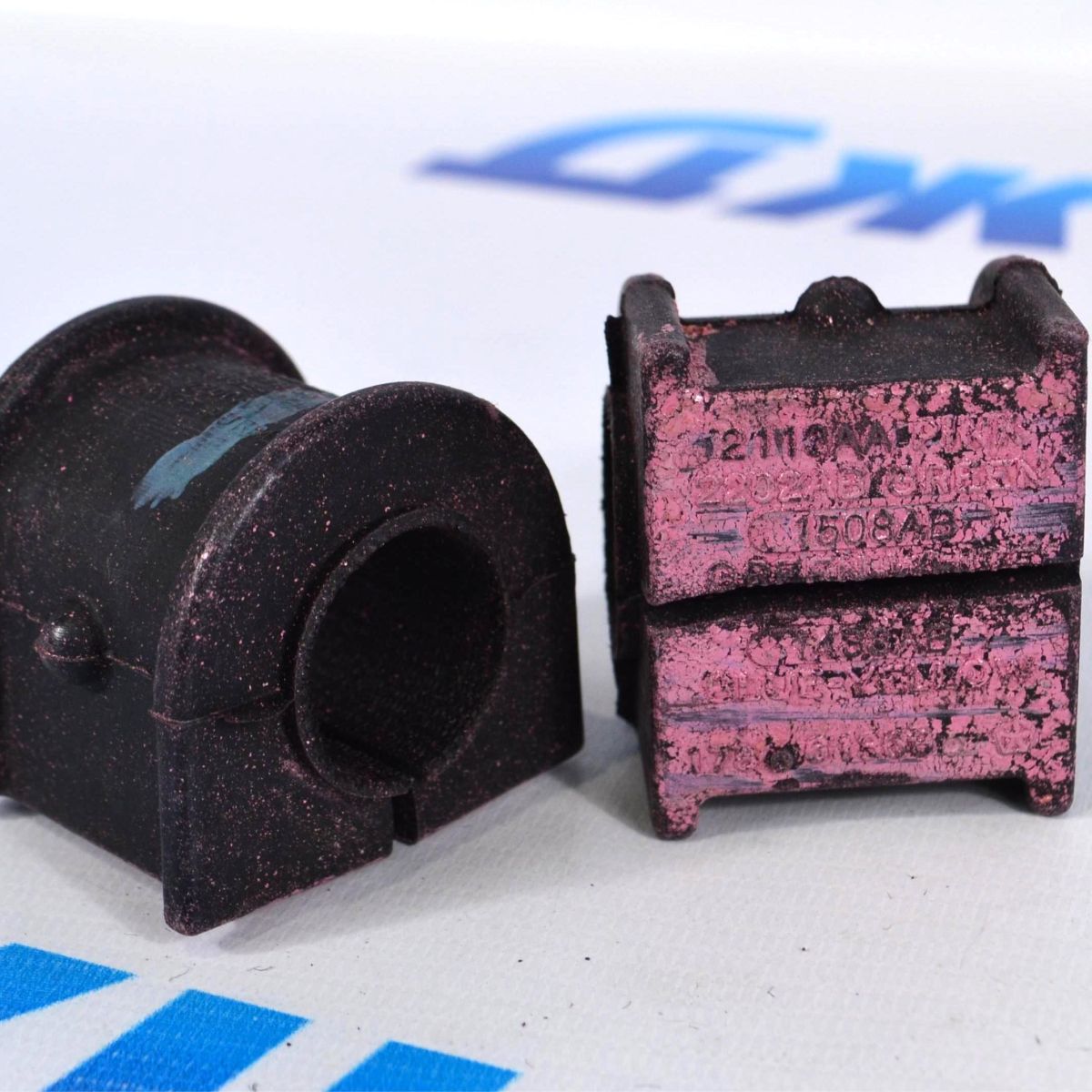 Втулка заднего стабилизатора Dodge Ram 1500 DT 68362113AA