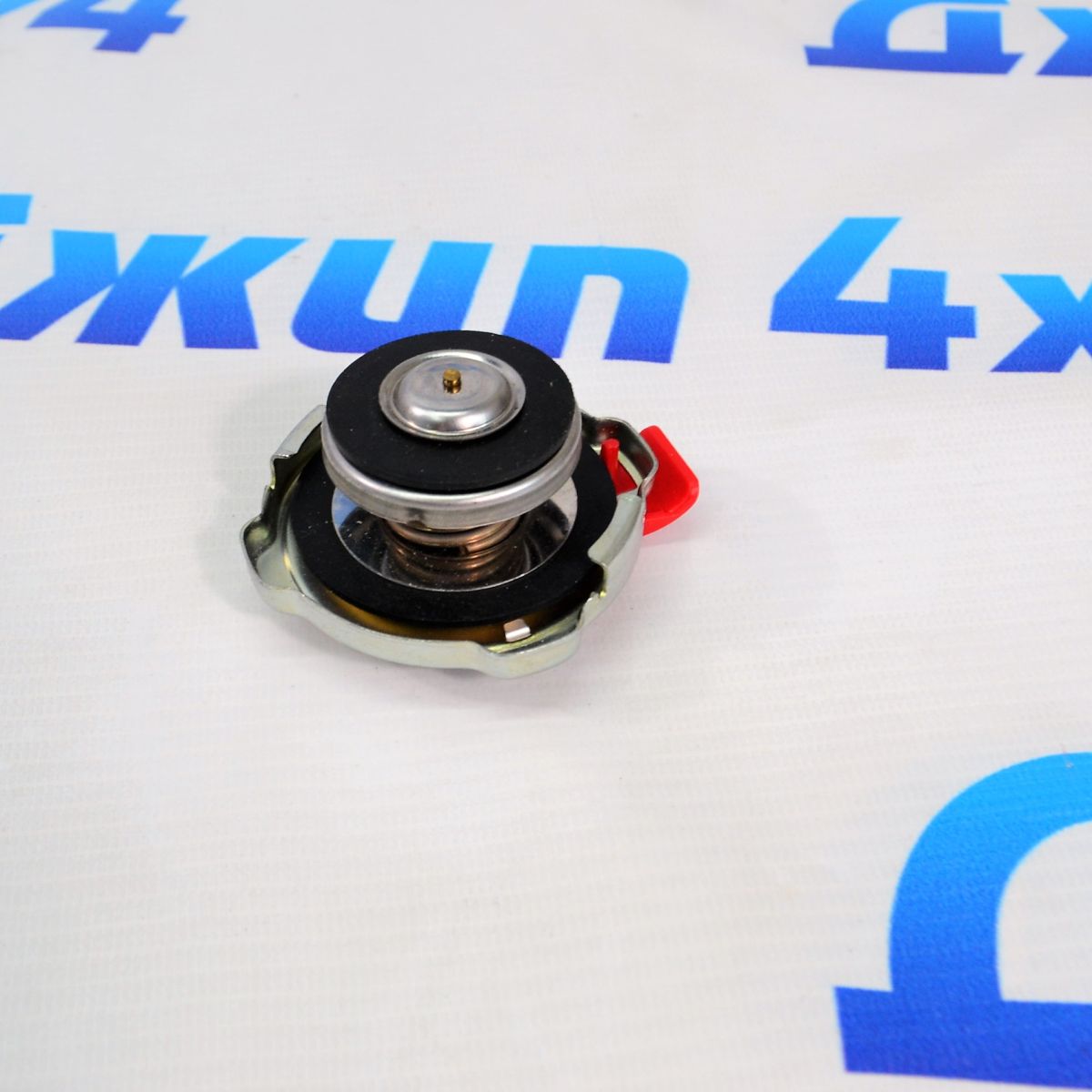 Крышка расширительного бачка радиатора Jeep Grand Cherokee 18 PSI 55116901AA