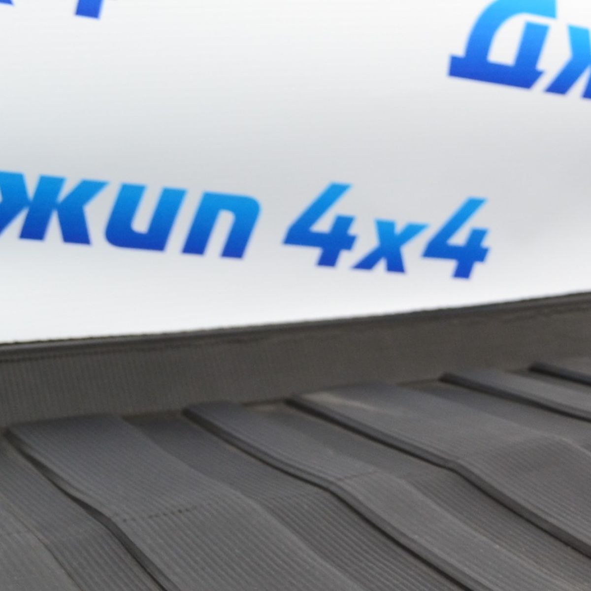 Ковер в багажник Jeep Grand Cherokee WK2 82212085